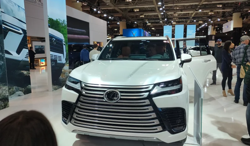 2024 Lexus LX 600 With Executive Package full