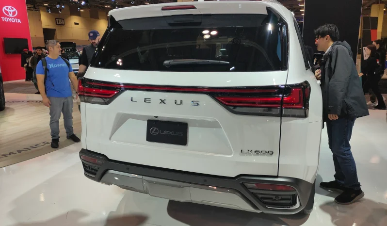 2024 Lexus LX 600 With Executive Package full