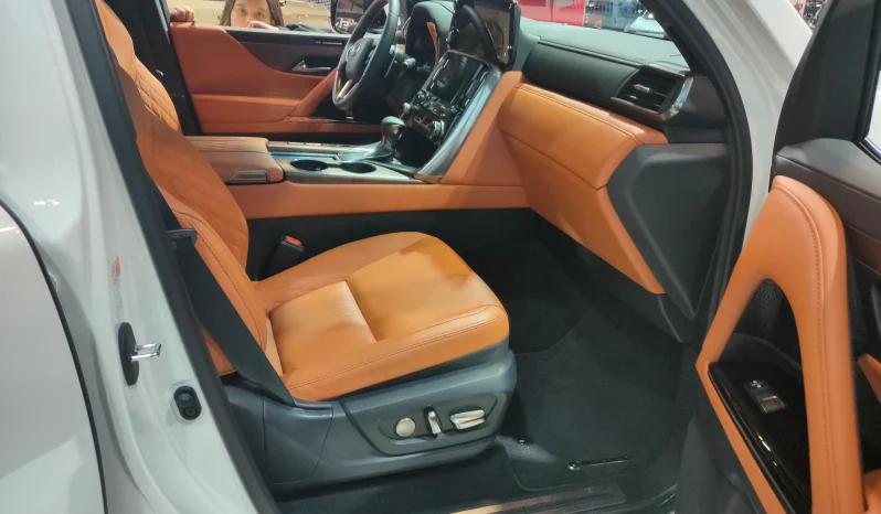 2024 Lexus LX 600 With Executive Package full