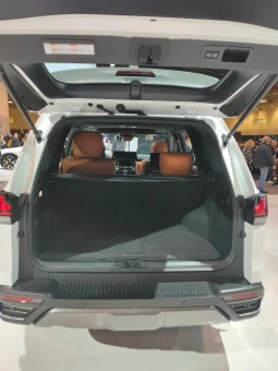 2024 Lexus LX 600 With Executive Package full