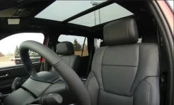 2024 Toyota Sequoia Platinum 4WD full