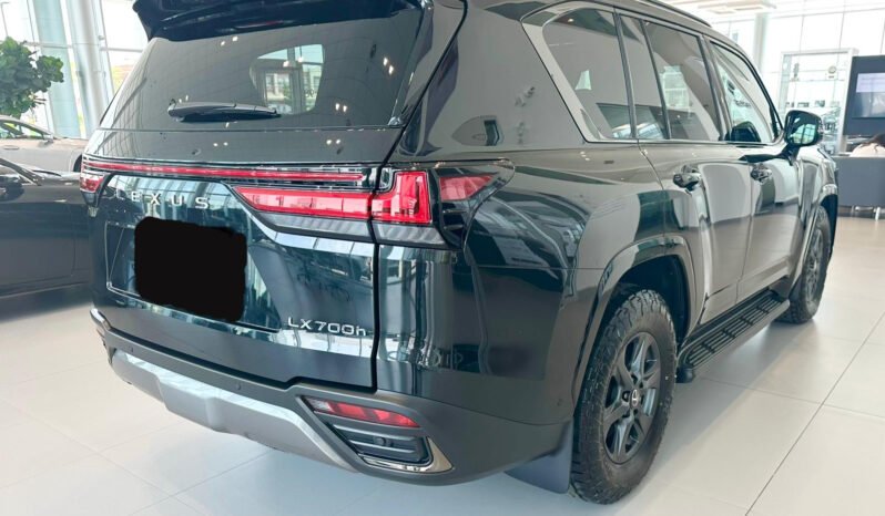 2025 LEXUS LX 700h full