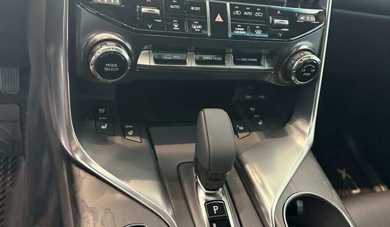 2025 LEXUS LX 700h full