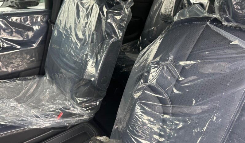 2025 INFINITI QX80 SPORT Black full