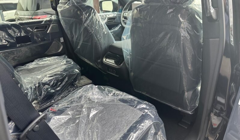 2025 INFINITI QX80 SPORT Black full