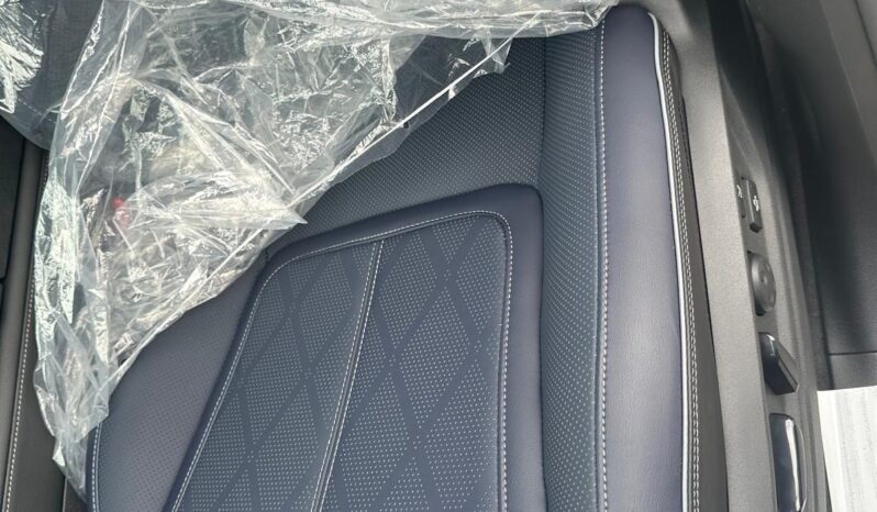 2025 INFINITI QX80 SPORT Black full