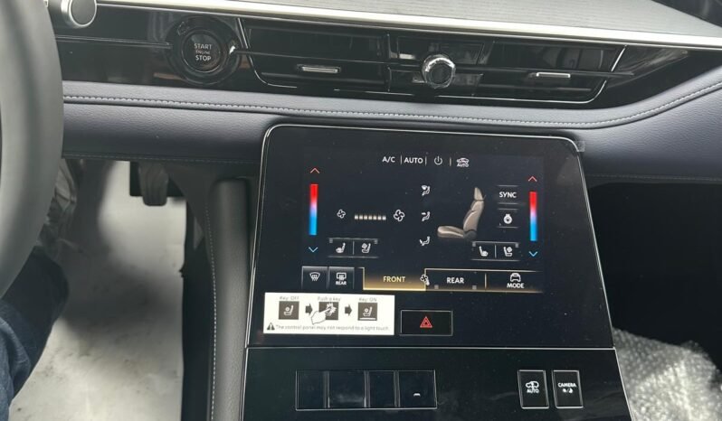 2025 INFINITI QX80 SPORT Black full