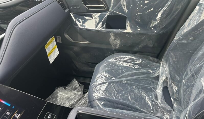 2025 INFINITI QX80 SPORT Black full
